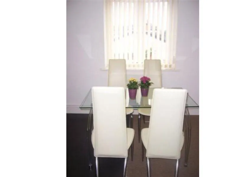 Oyo Arinza Apartments, Liverpool United Kingdom