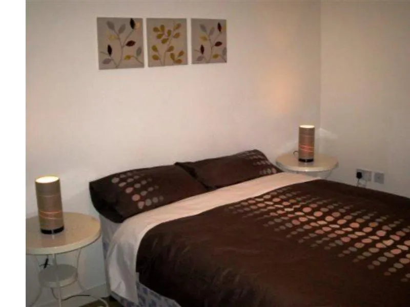 Oyo Arinza Apartments, Liverpool