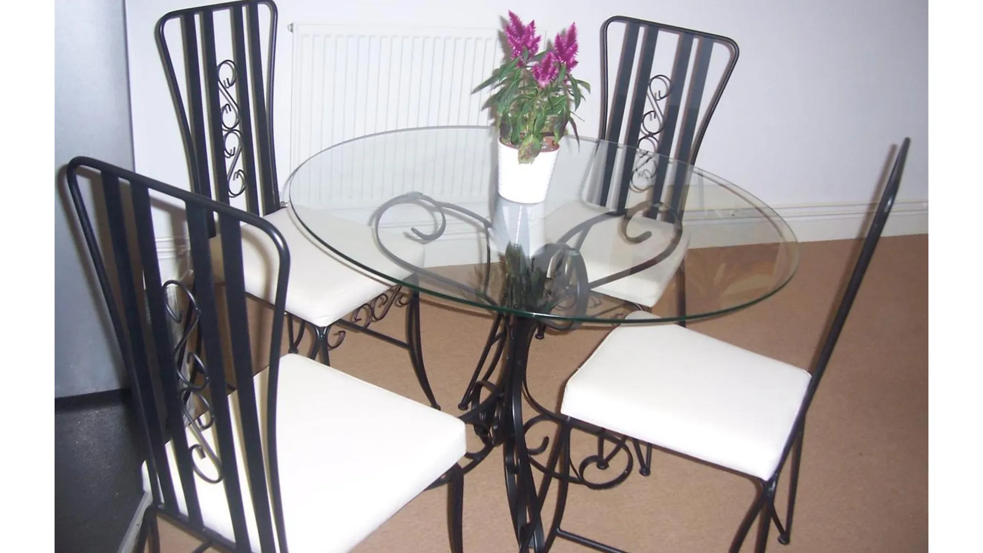Oyo Arinza Apartments, Liverpool United Kingdom