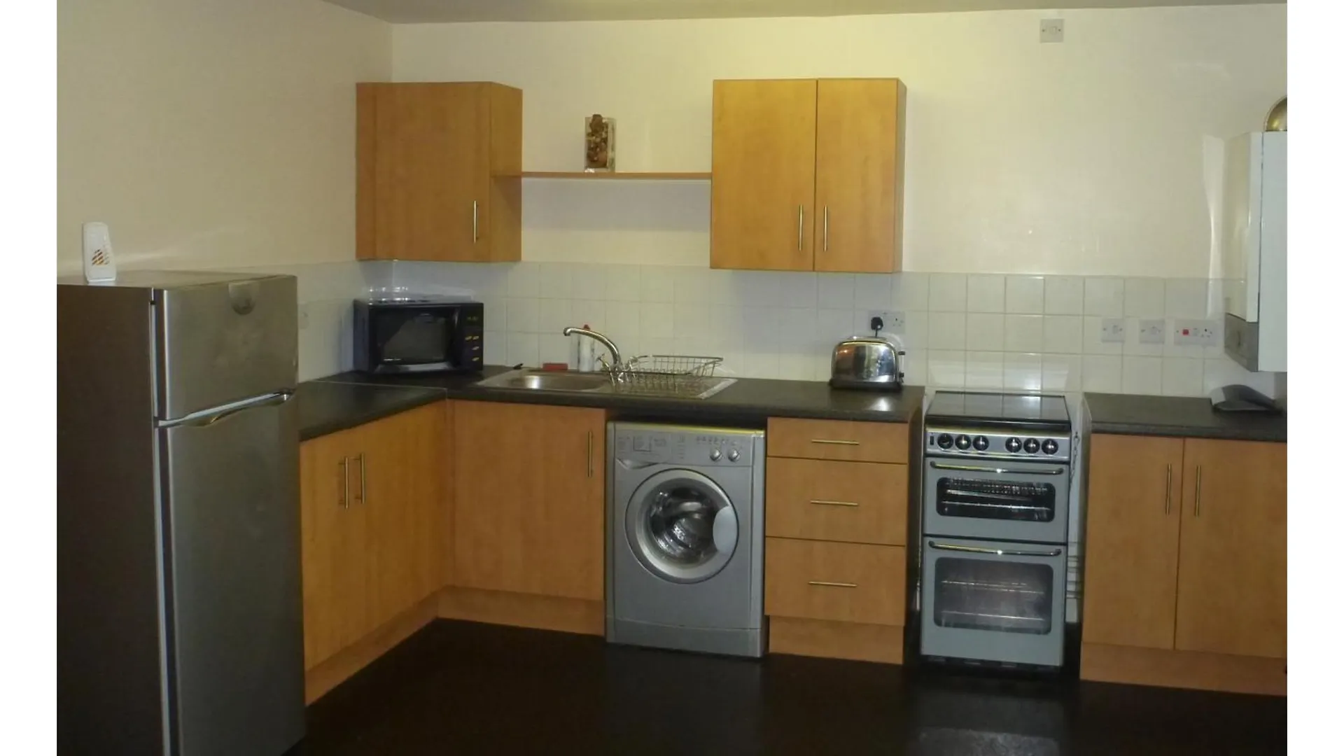 Hotel Oyo Arinza Apartments, Liverpool
